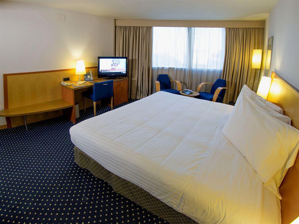 Hotel Castellon Center Affiliated By Melia 4*